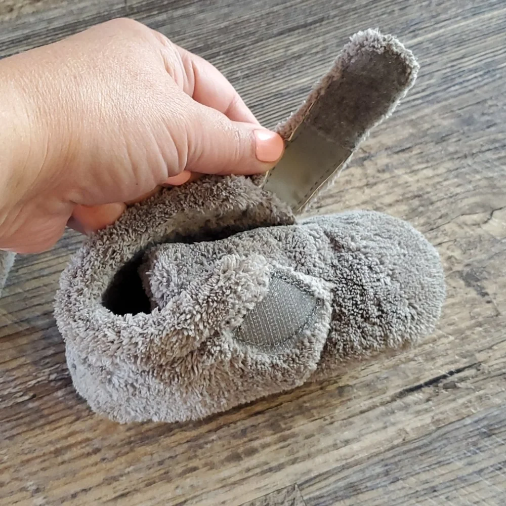 UGG gray unisex kids boots velcro comfy size 4/5 US - Picture 4 of 8